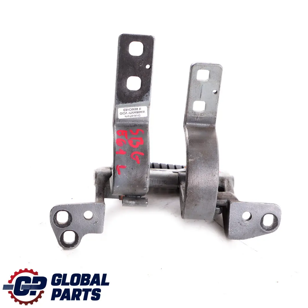 Scharnier Heckklappe Links N/S Silbergrau Metallic A08 für BMW 5 er E61 mit Teilenummer 7061383 BMW 5 er E61 Scharnier Heckklappe Links N/S Silbergrau Metallic A08 - SKU 7061383-SBG - Teilenummer 7061383