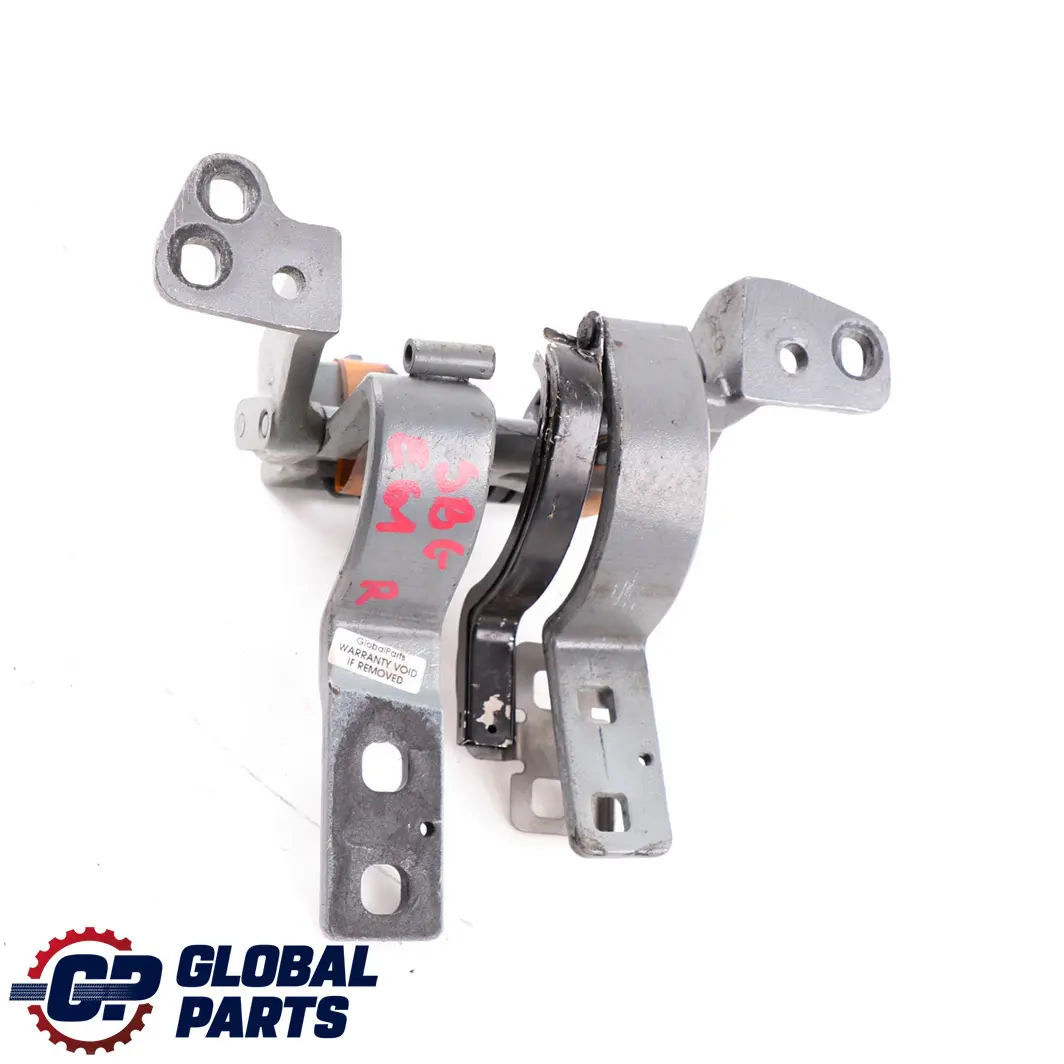 Portellone Posteriore Destro Cerniera Silbergrau Grigio Argento per BMW E61 Touring con numero di parte 7061384 BMW E61 Touring Portellone Posteriore Destro Cerniera Silbergrau Grigio Argento - SKU 7061384-SBG - Numero di parte 7061384