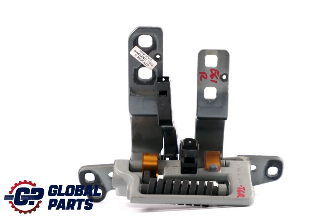 Boot Trunk Lid Tailgate Right O/S Hinge Titangrau Grey to BMW 5 Series E61 Touring with Part number 7061384 BMW 5 Series E61 Touring Boot Trunk Lid Tailgate Right O/S Hinge Titangrau Grey - SKU 7061384-TGR - Part number 7061384