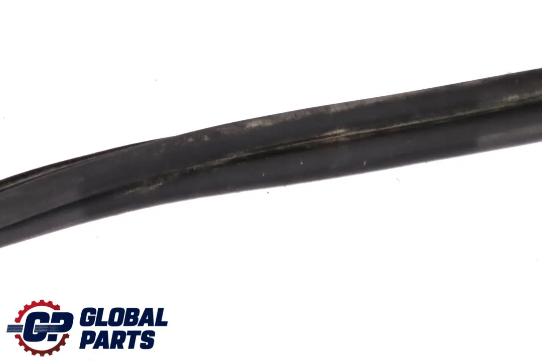 Maletero Sello Borde Proteccion Burlete Caucho para BMW E61 con número de pieza 7061389 BMW E61 Maletero Sello Borde Proteccion Burlete Caucho - SKU 7061389 - Número de pieza 7061389