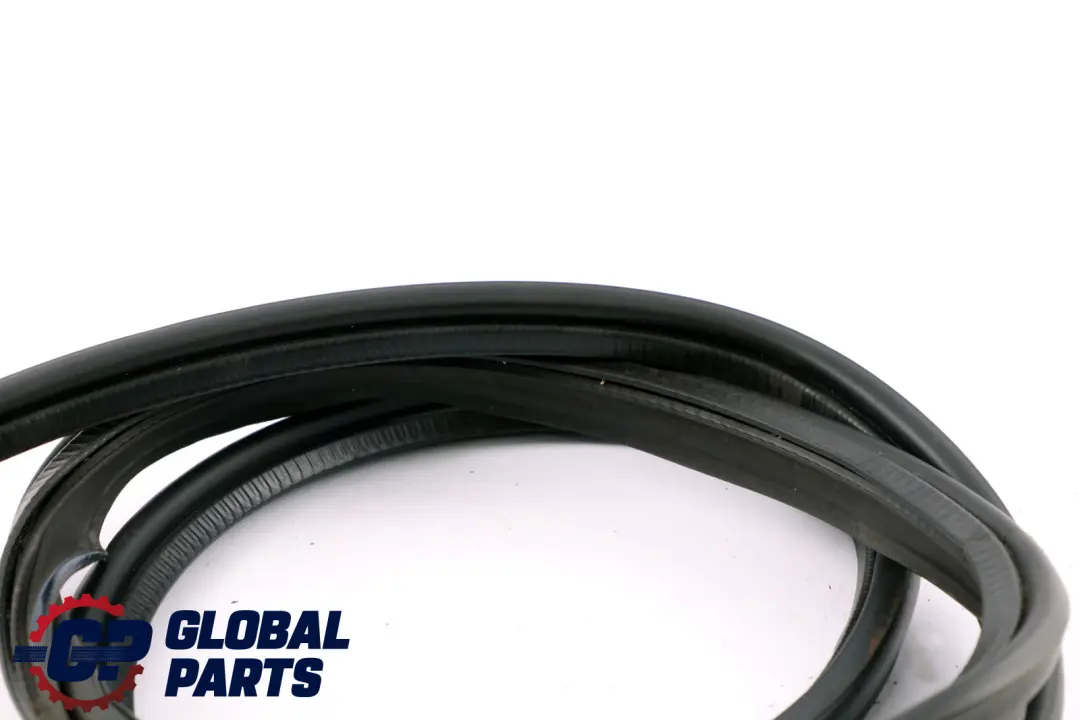 Sello Ventana Trasera Borde Protección Weaterstrip Caucho para BMW E61 Lci con número de pieza 51717061390 BMW E61 Lci Sello Ventana Trasera Borde Protección Weaterstrip Caucho - SKU 7061390 - Número de pieza 51717061390