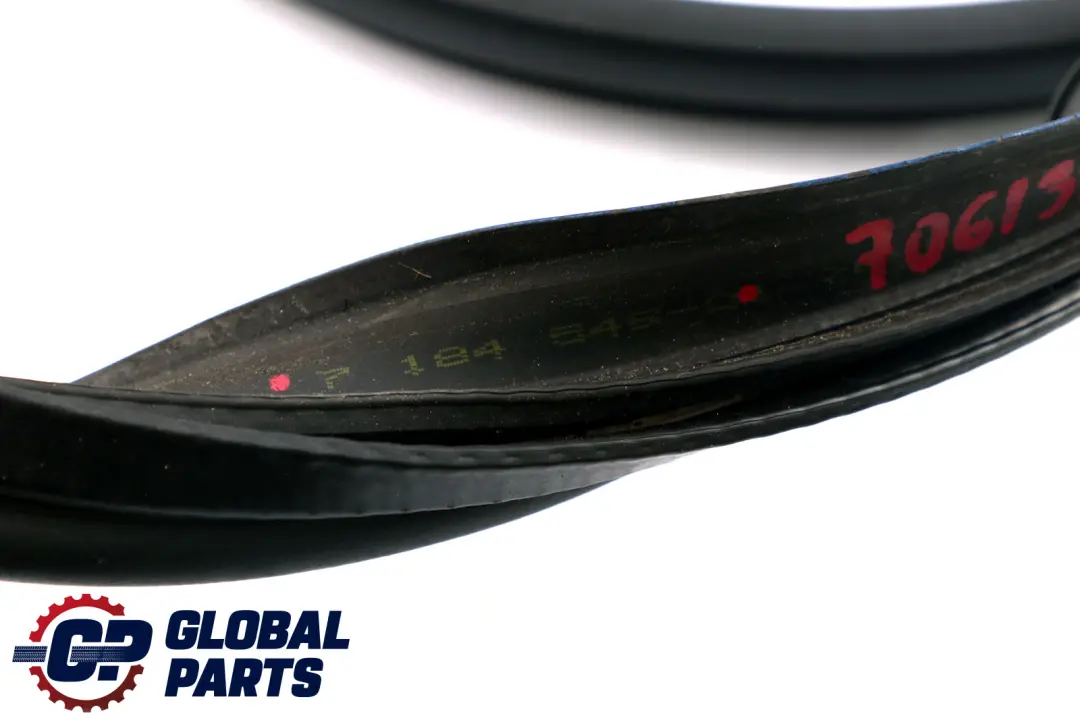 Sello Ventana Trasera Borde Protección Weaterstrip Caucho para BMW E61 Lci con número de pieza 51717061390 BMW E61 Lci Sello Ventana Trasera Borde Protección Weaterstrip Caucho - SKU 7061390 - Número de pieza 51717061390