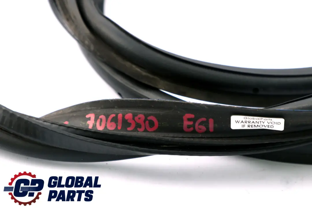 BMW E61 LCi Rear Window Seal Edge Protection Weaterstrip Rubber - SKU 7061390 - Part number 51717061390
