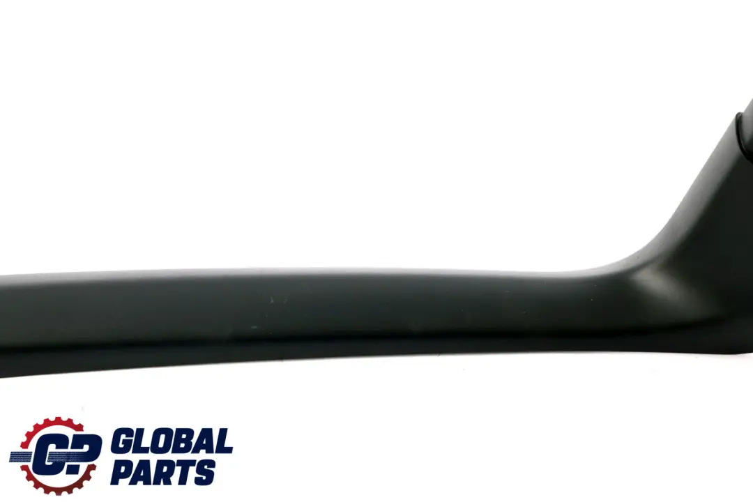 Tapa del maletero Panel lateral izquierdo para BMW E61 Touring con número de pieza 7061395 BMW E61 Touring Tapa del maletero Panel lateral izquierdo - SKU 7061395 - Número de pieza 7061395