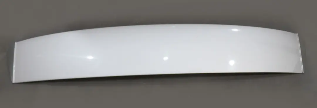 Spoiler posteriore portellone bagagliaio Touring Titansilber Silver 354 per BMW E61 con numero di parte 7061467 BMW E61 Spoiler posteriore portellone bagagliaio Touring Titansilber Silver 354 - SKU 7061467-TS2 - Numero di parte 7061467