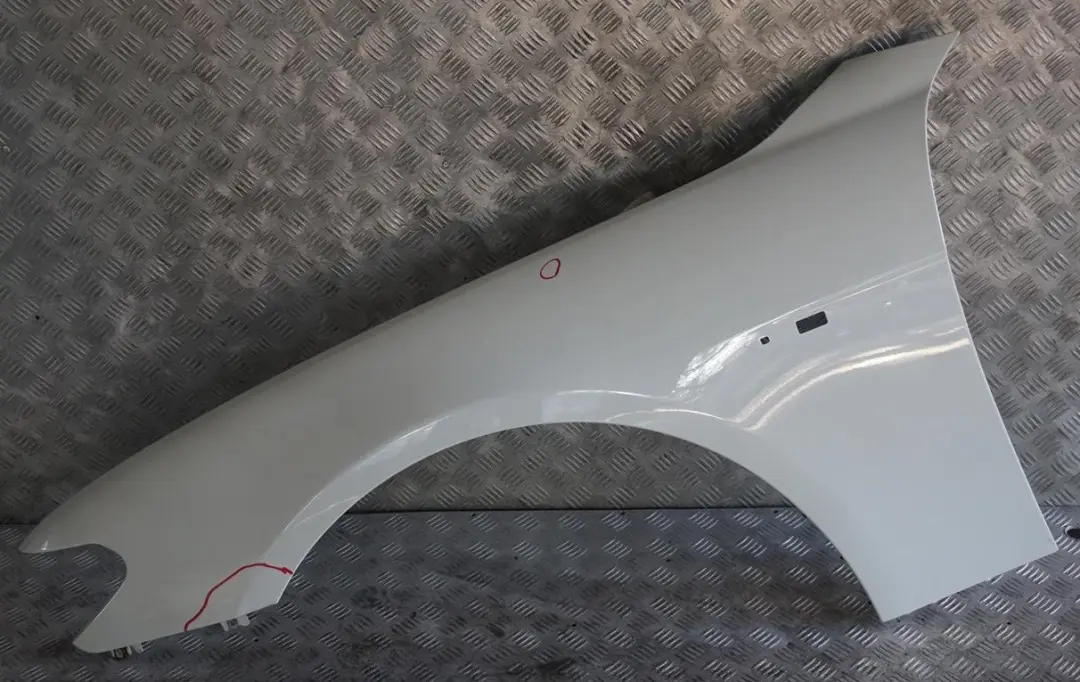 BMW 7 E65 E66 Seitenwand Vorne Links Kotflügel Alpinweiss Alpin Weiss 300 - SKU 7061661-AW - Teilenummer 7061661