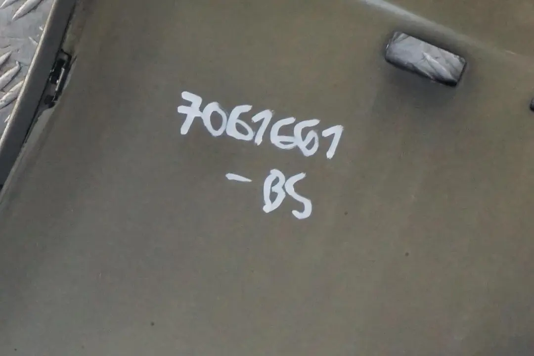 Side Panel Wing Front Left N/S Black Sapphire Metallic 475 to BMW 7 Series E65 E66 with Part number 7061661 BMW 7 Series E65 E66 Side Panel Wing Front Left N/S Black Sapphire Metallic 475 - SKU 7061661-BS - Part number 7061661
