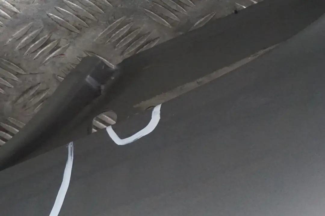 Seitenwand Vorne Links Kotflügel Sterlinggrau Grau - 472 für BMW 7 E65 E66 mit Teilenummer 7061661 BMW 7 E65 E66 Seitenwand Vorne Links Kotflügel Sterlinggrau Grau - 472 - SKU 7061661-STG - Teilenummer 7061661