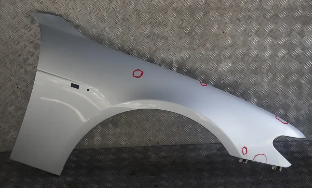 Side Panel Wing Front Right O/S Titansilber Titan Silver to BMW 7 Series E65 E66 with Part number 7061662 BMW 7 Series E65 E66 Side Panel Wing Front Right O/S Titansilber Titan Silver - SKU 7061662-TS1 - Part number 7061662