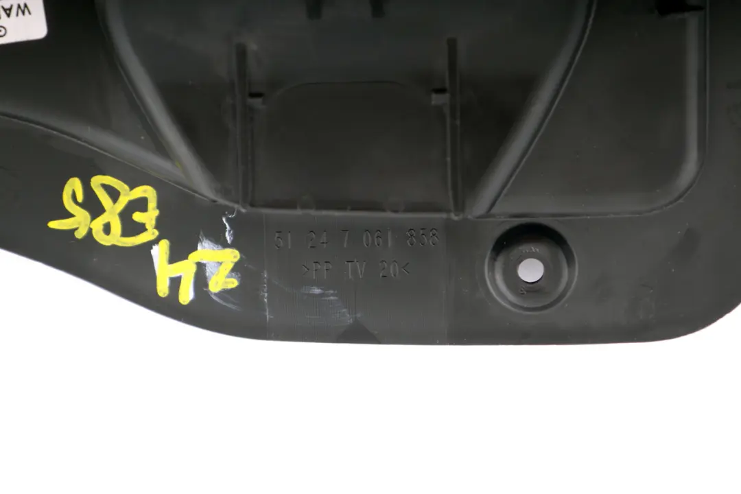 BMW Z4 Reihe E85 Blende Schliesszylinder 5124 - SKU 7061858 - Teilenummer 7061858