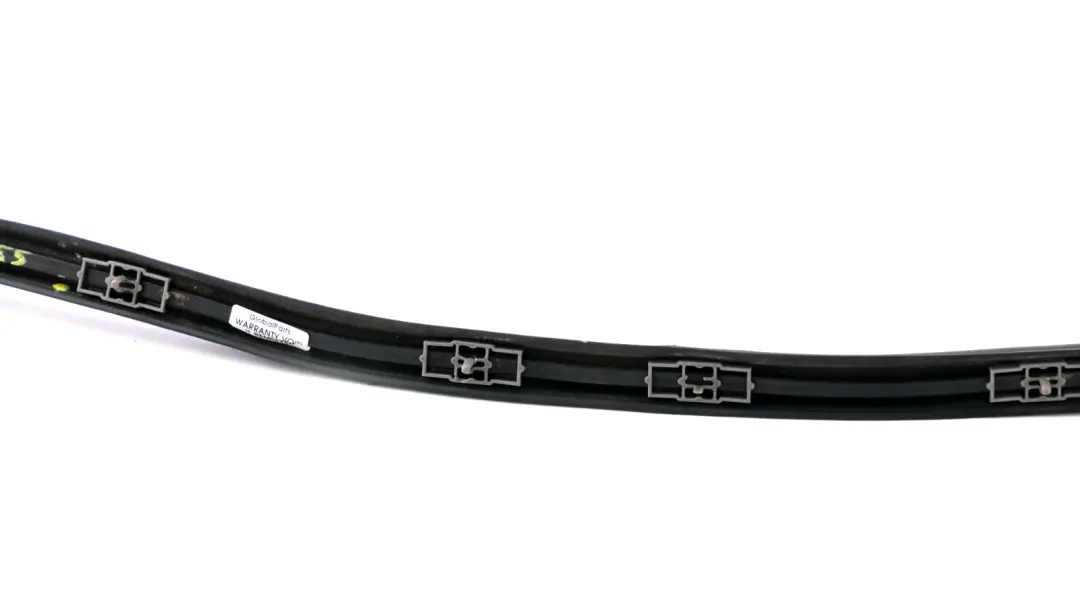 Joint D'étanchéité Du Capot Moteur Avant 5171 pour BMW E65 E66 à propos du numéro de pièce 7061915 BMW E65 E66 Joint D'étanchéité Du Capot Moteur Avant 5171 - SKU 7061915 - Numéro de pièce 7061915