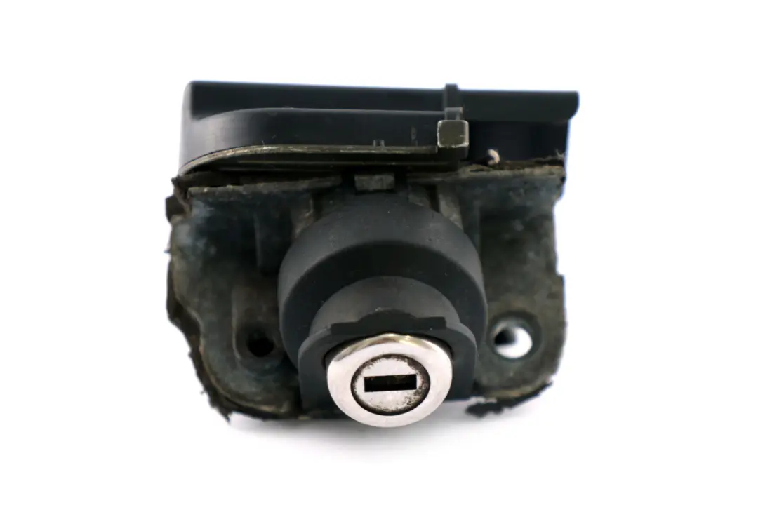 Verschluss mit Code für BMW 7 er E65 E66 E67 mit Teilenummer 7061934 BMW 7 er E65 E66 E67 Verschluss mit Code - SKU 7061934 - Teilenummer 7061934