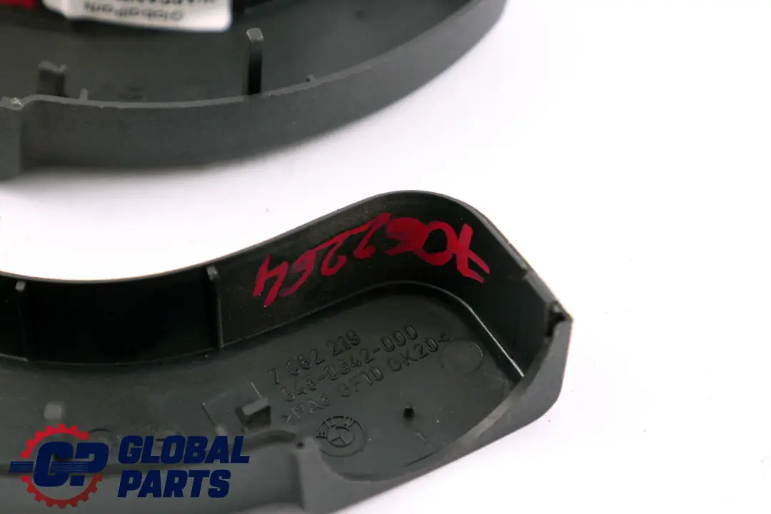 Lot Couvercles Spiegelfuss Noir pour BMW 3 5 6 X5 E46 E53 E60 à propos du numéro de pièce 8243717 8243718 BMW 3 5 6 X5 E46 E53 E60 Lot Couvercles Spiegelfuss Noir - SKU 7062264 - Numéro de pièce 8243717 8243718