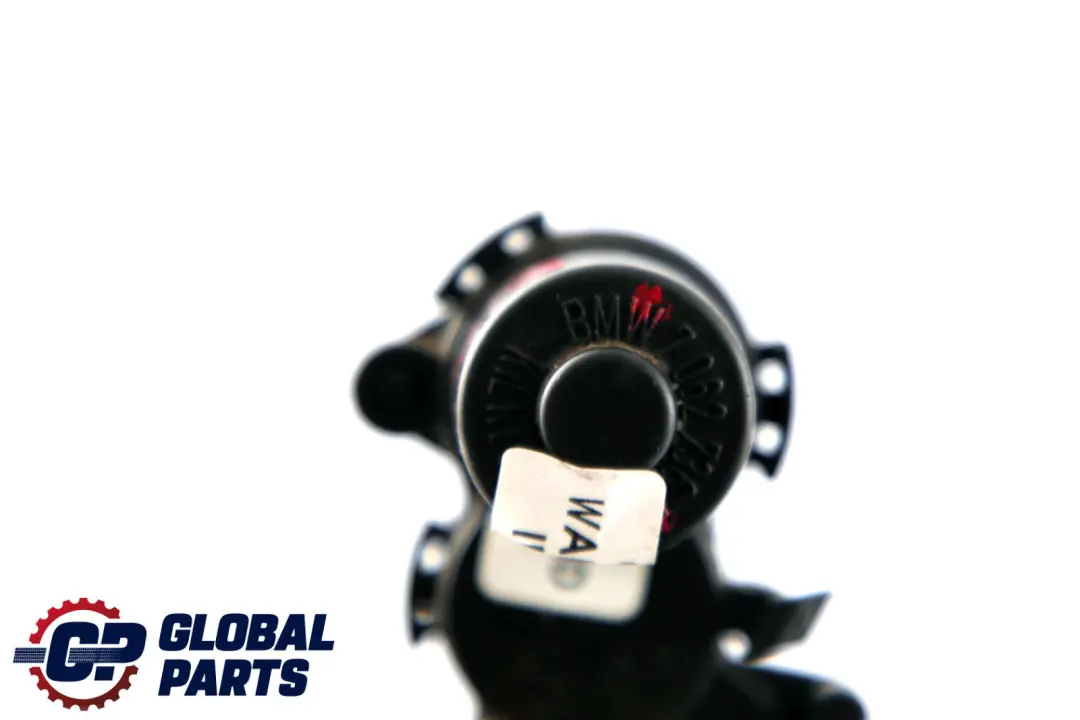 BMW 6 er E63 E64 Adapterblech Vorn Rechts - SKU 7062736 - Teilenummer 7062736