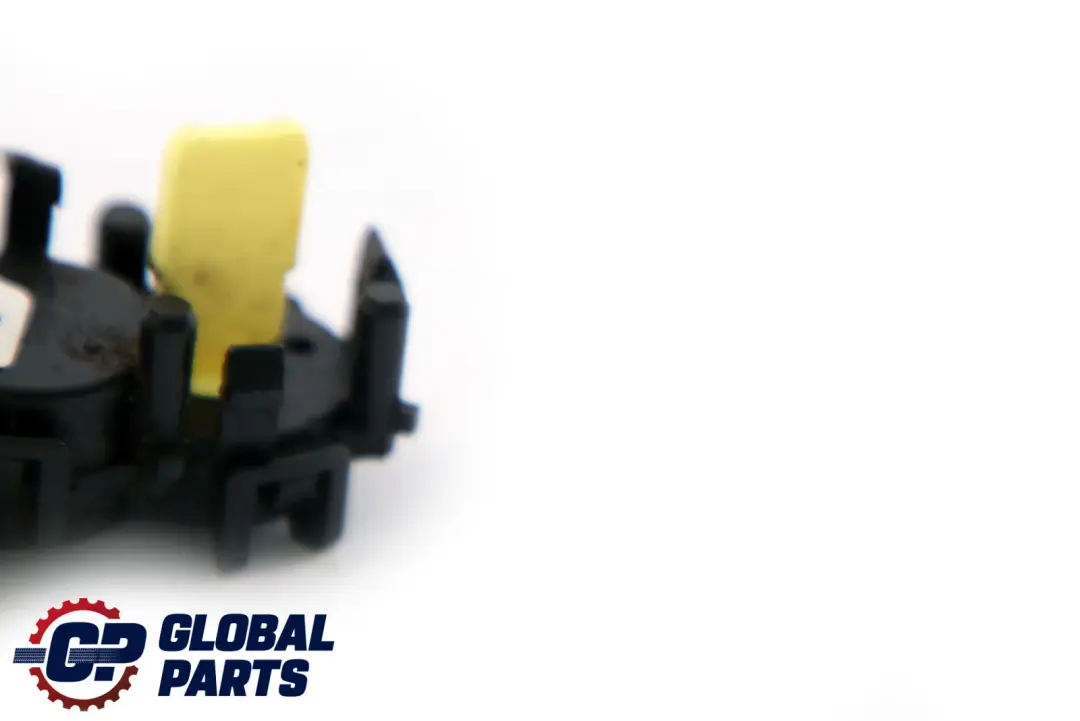BMW 6 er E63 E64 Adapterblech Vorn Rechts - SKU 7062736 - Teilenummer 7062736