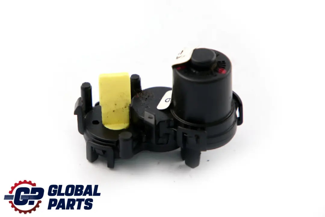 BMW 6 Series E63 E64 Adapter Right Door Catch - SKU 7062736 - Part number 7062736