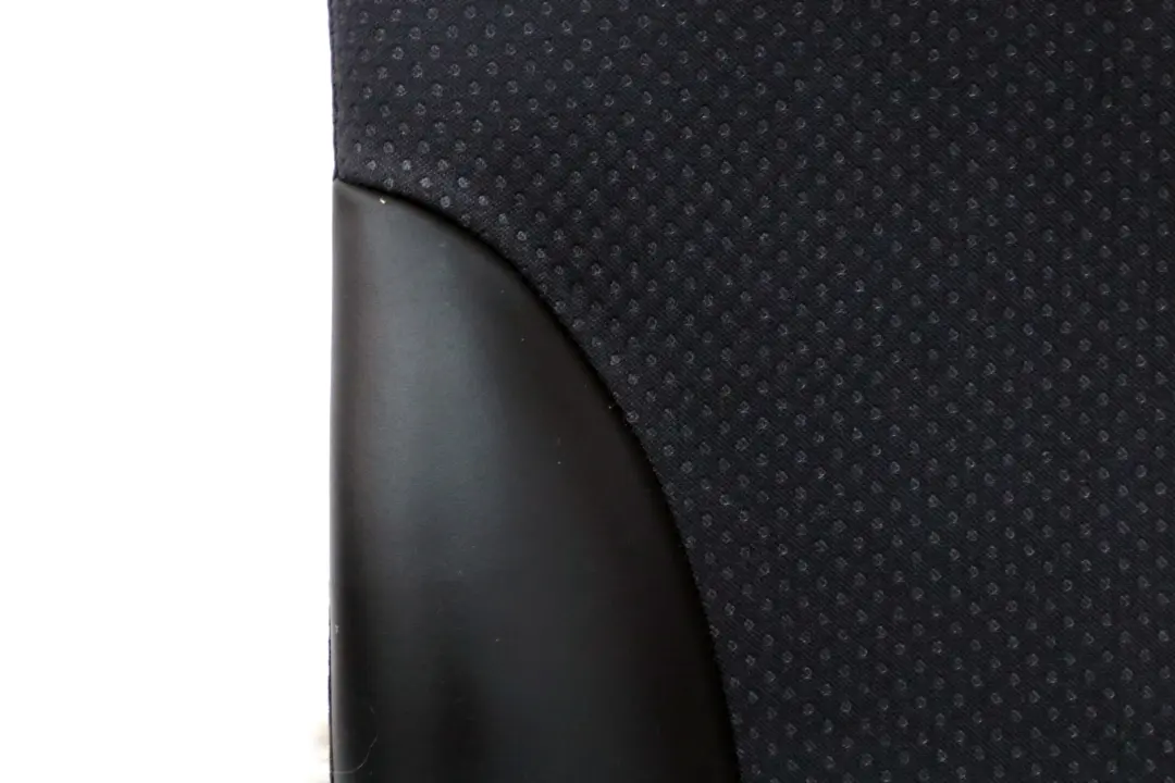 Reste Tissu/Cuir a Gauche Seance Siege Arriere Satellite pour Mini Cooper S R53 à propos du numéro de pièce 7062951 Mini Cooper S R53 Reste Tissu/Cuir a Gauche Seance Siege Arriere Satellite - SKU 7062951 - Numéro de pièce 7062951