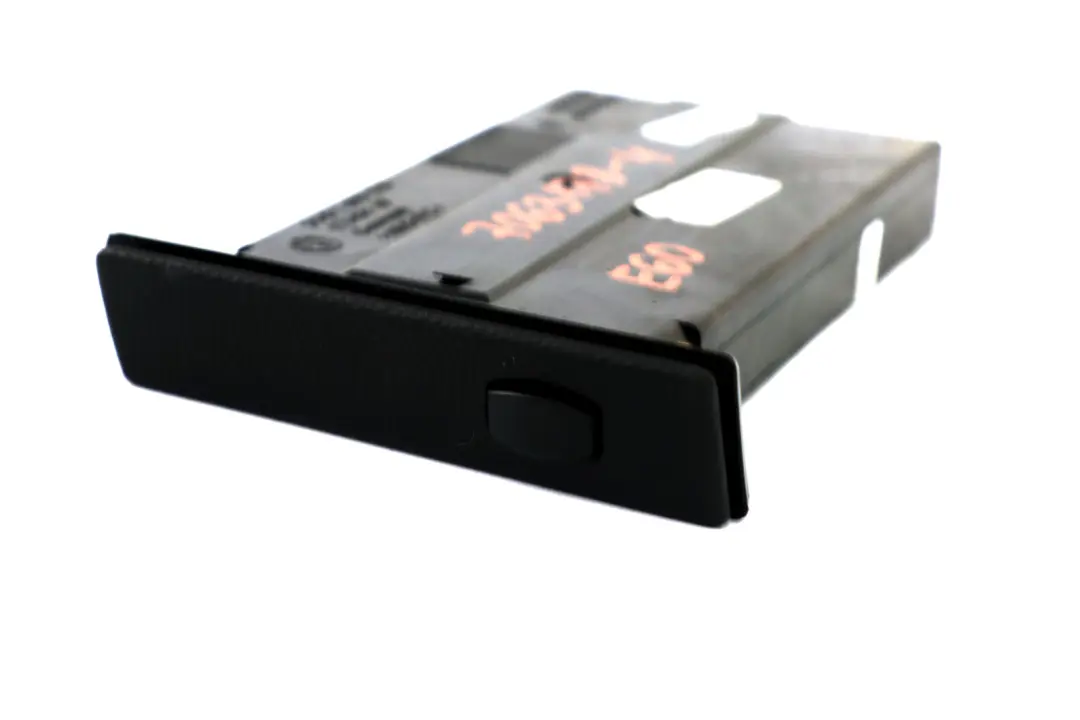 Drink Holder Left Passengers Side N/S Black to BMW 5 Series 4 E60 E61 Cup with Part number 7063178 BMW 5 Series 4 E60 E61 Cup Drink Holder Left Passengers Side N/S Black - SKU rhd-7063178-4 - Part number 7063178