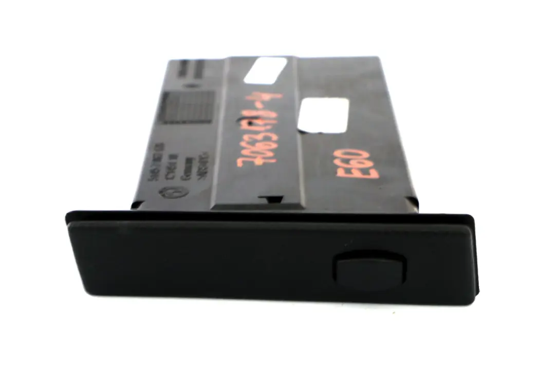 Drink Holder Left Passengers Side N/S Black to BMW 5 Series 4 E60 E61 Cup with Part number 7063178 BMW 5 Series 4 E60 E61 Cup Drink Holder Left Passengers Side N/S Black - SKU rhd-7063178-4 - Part number 7063178