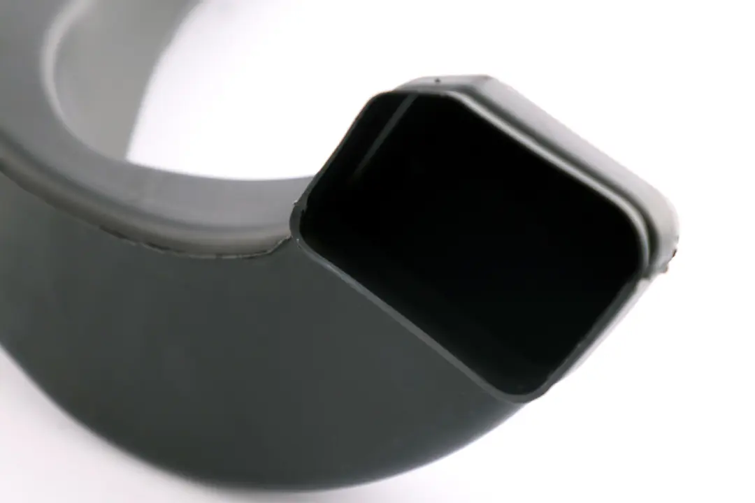 Canale aria sinistro Condotto aria condizionata per BMW E60 E61 LCI con numero di parte 7063239 BMW E60 E61 LCI Canale aria sinistro Condotto aria condizionata - SKU 7063239 - Numero di parte 7063239