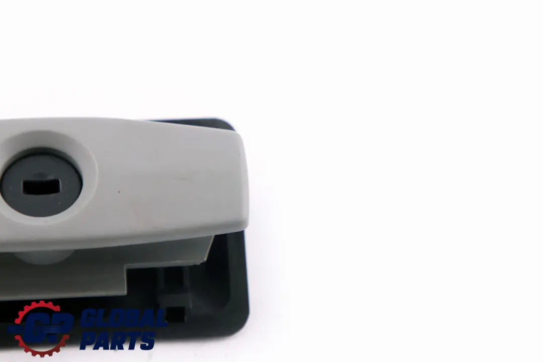 Glovebox Glove Box Catch Lock Handle Catch Grey to BMW 5 Series E60 E61 with Part number 7063509 BMW 5 Series E60 E61 Glovebox Glove Box Catch Lock Handle Catch Grey - SKU 7063509 - Part number 7063509