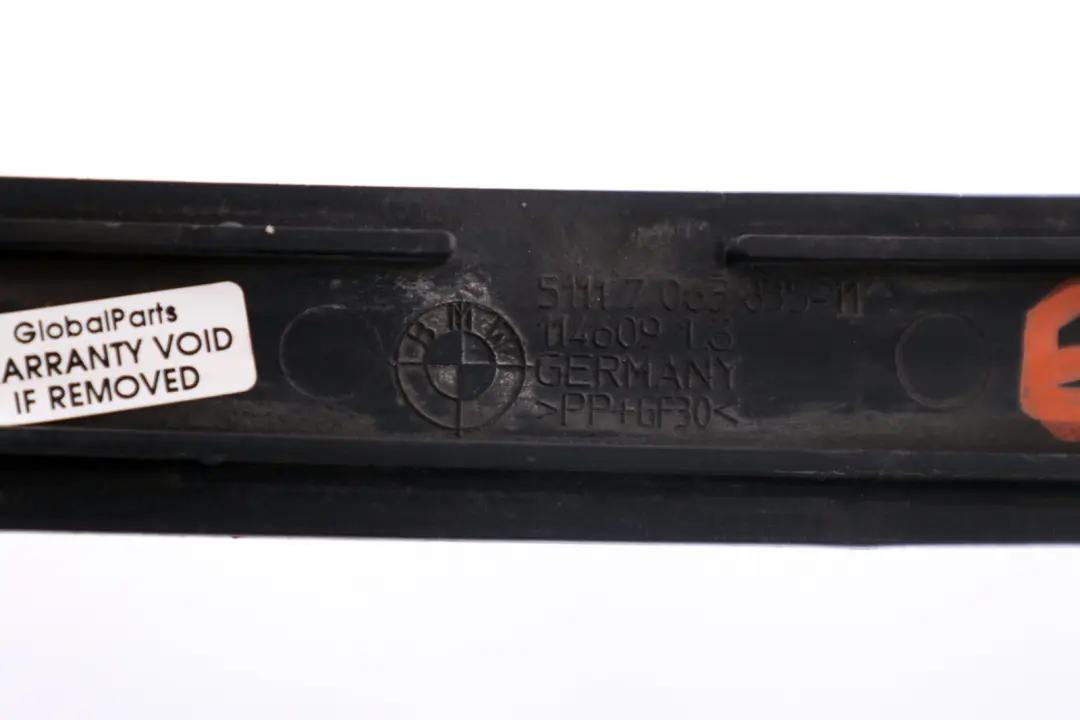 Listwa Osłona Zderzaka Przód do BMW E60 E61 o numerze 7063835 BMW E60 E61 Listwa Osłona Zderzaka Przód - SKU 7063835 - Numer Części 7063835