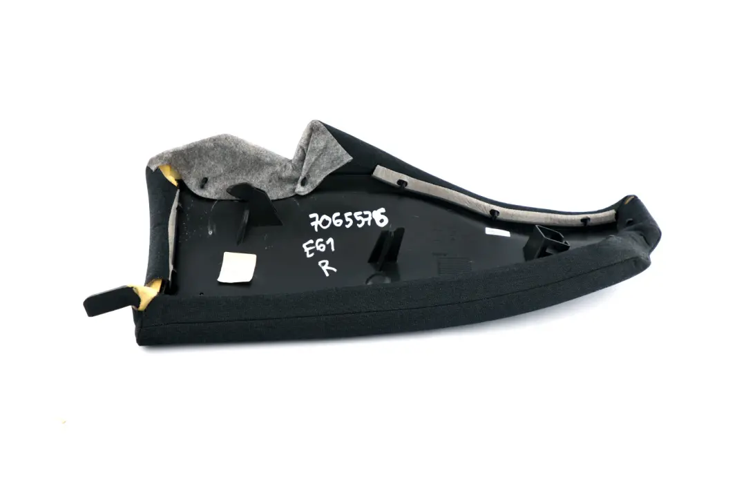 Side Finisher Rear Seat Right O/S Cloth Fabric Anthracite to BMW 5 Series E61 with Part number 7065576 BMW 5 Series E61 Side Finisher Rear Seat Right O/S Cloth Fabric Anthracite - SKU 7065576 - Part number 7065576