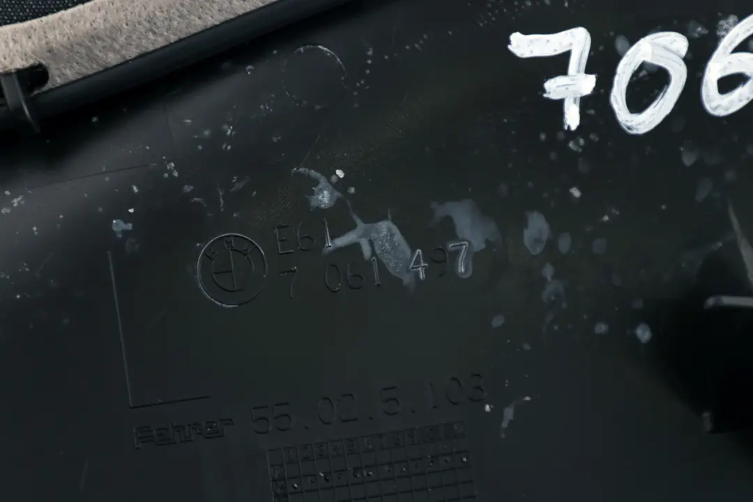 Side Finisher Rear Seat Left N/S Cloth Fabric Anthracite to BMW 5 Series E61 with Part number 7065579 BMW 5 Series E61 Side Finisher Rear Seat Left N/S Cloth Fabric Anthracite - SKU 7065579 - Part number 7065579