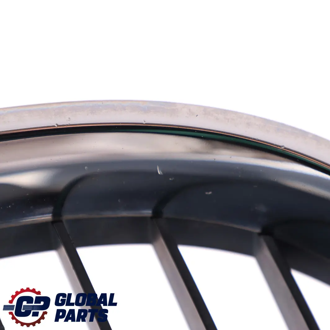 Rejilla Ri?on Marco Derecho Cromo para BMW E60 E61 LCI con número de pieza 7065702 BMW E60 E61 LCI Rejilla Ri?on Marco Derecho Cromo - SKU 7065702 - Número de pieza 7065702