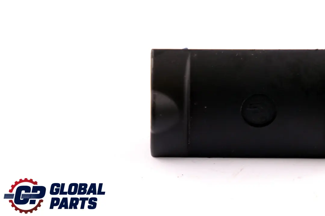BMW E60 Plastik Panel Osłona Fotela Tył Isofix Czarny - SKU 7065880 - Numer Części 7135818