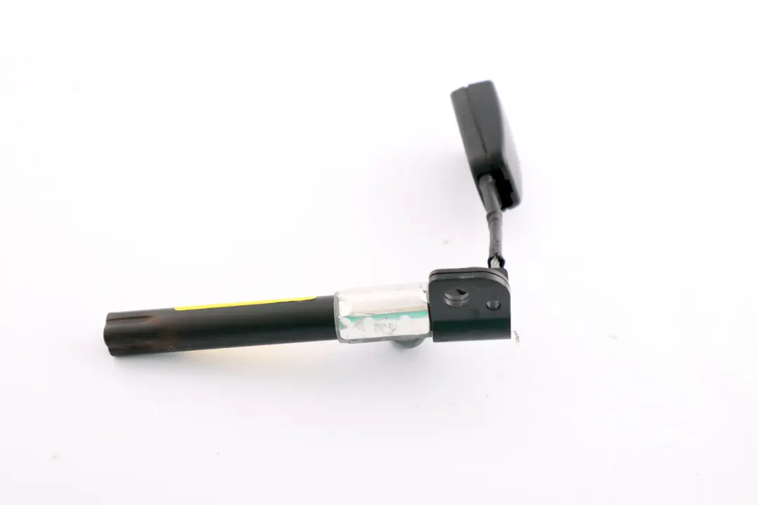 Reihe E60 E61 Untergurt mit Gurtstrammer Hinten Links für BMW 5 mit Teilenummer 7065887 BMW 5 Reihe E60 E61 Untergurt mit Gurtstrammer Hinten Links - SKU 7065887 - Teilenummer 7065887