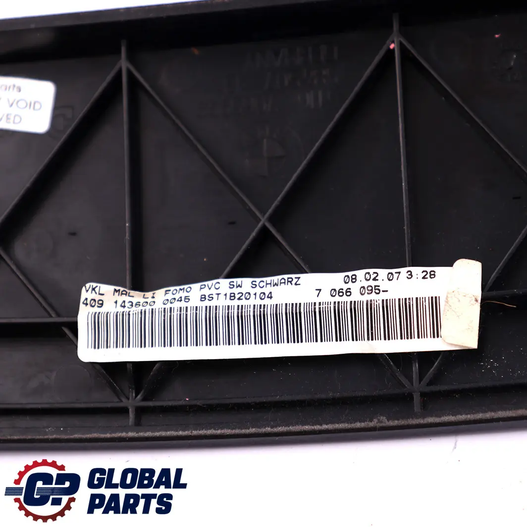 Verkleidung Mittelarmlehne Links Schwarz für BMW 7 er E65 E66 mit Teilenummer 7066095 BMW 7 er E65 E66 Verkleidung Mittelarmlehne Links Schwarz - SKU 7066095 - Teilenummer 7066095