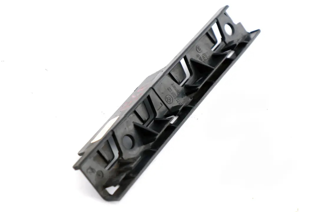  Soporte Cumbrera BMW E60 E61 Lado Izquierdo Faldon Embellecedor Panel - SKU 7066227 - Número de pieza 7066227