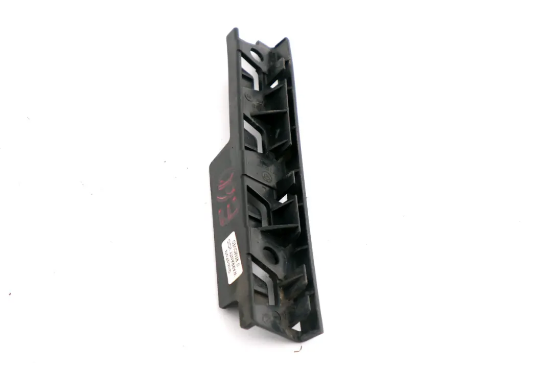  Soporte Cumbrera BMW E60 E61 Lado Izquierdo Faldon Embellecedor Panel - SKU 7066227 - Número de pieza 7066227