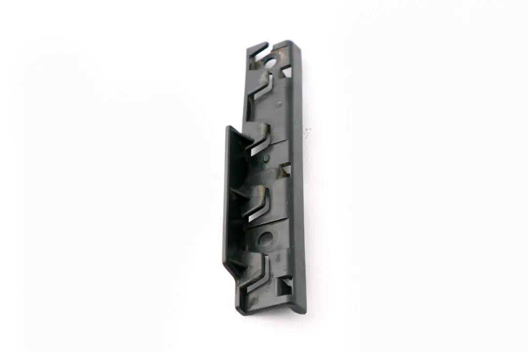 BMW E60 E61 Supporto Guarnizione Parafango Anteriore Destro - SKU 7066228 - Numero di parte 7066228