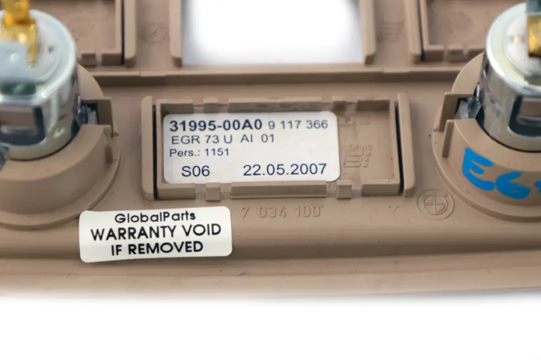 BMW 5 er E60 E61 Mittelkonsole hinten Zigarettenanzünder Beige - SKU 7066363 - Teilenummer 9117366