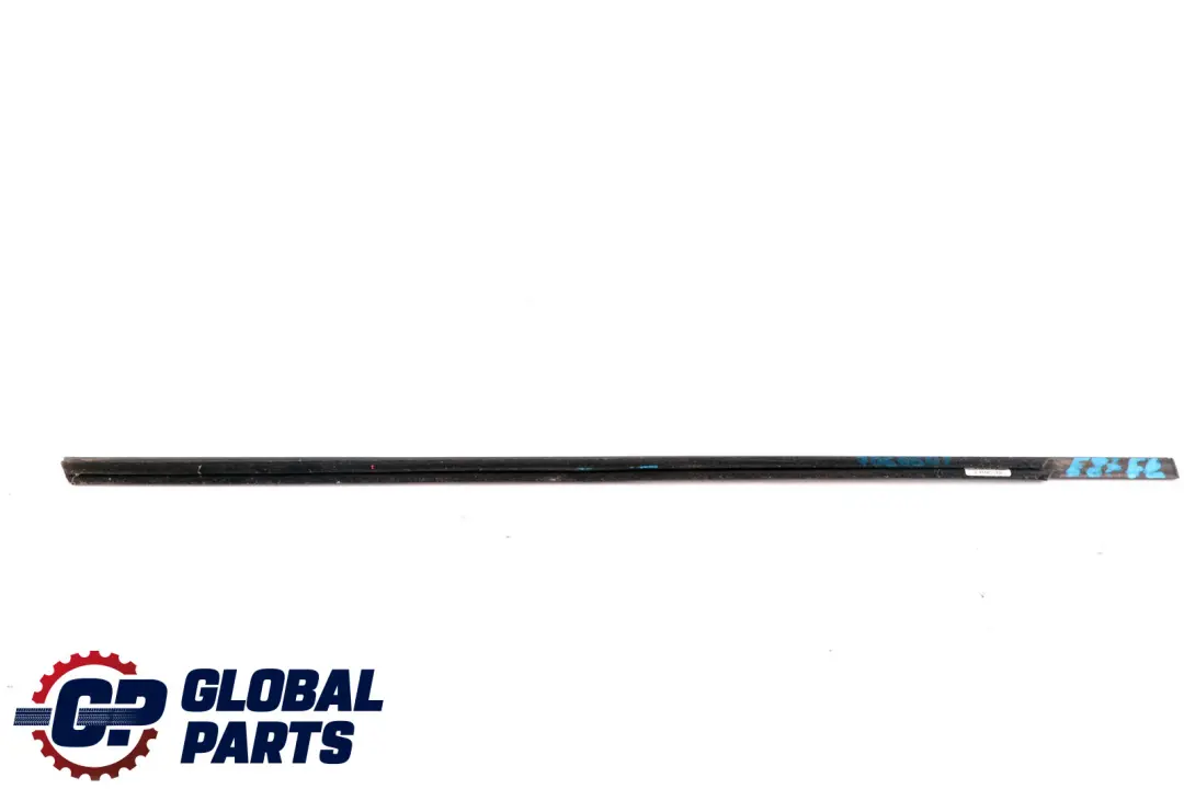 BMW E87 Channel Sealing Outside Seal Door Weatherstrip Front Left N/S - SKU 7066601 - Part number 7066601