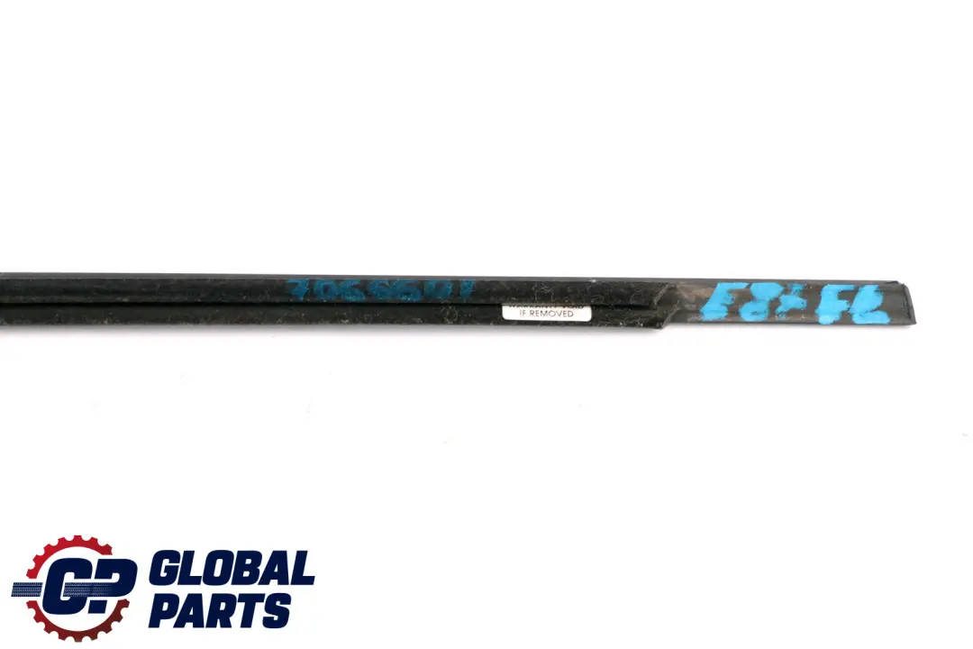 Schachtabdichtung Exterieur Porte avant Gauche pour BMW E87 à propos du numéro de pièce 7066601 BMW E87 Schachtabdichtung Exterieur Porte avant Gauche - SKU 7066601 - Numéro de pièce 7066601