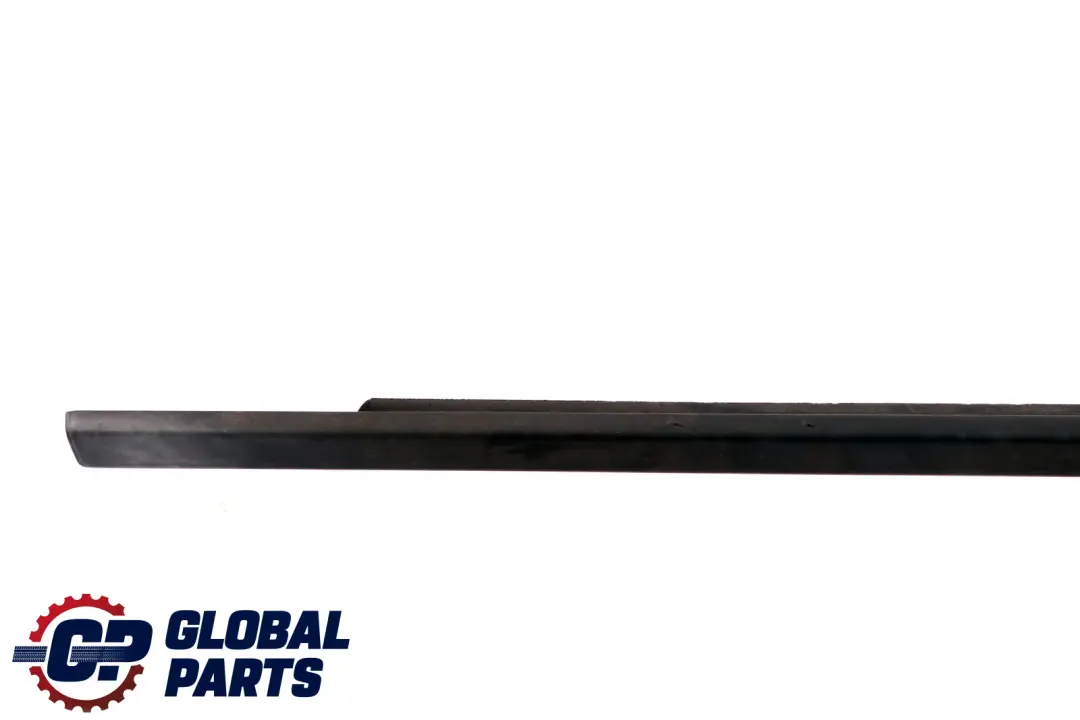 Schachtabdichtung Exterieur Porte avant Droite pour BMW E87 E87N LCI à propos du numéro de pièce 7066602 BMW E87 E87N LCI Schachtabdichtung Exterieur Porte avant Droite - SKU 7066602 - Numéro de pièce 7066602