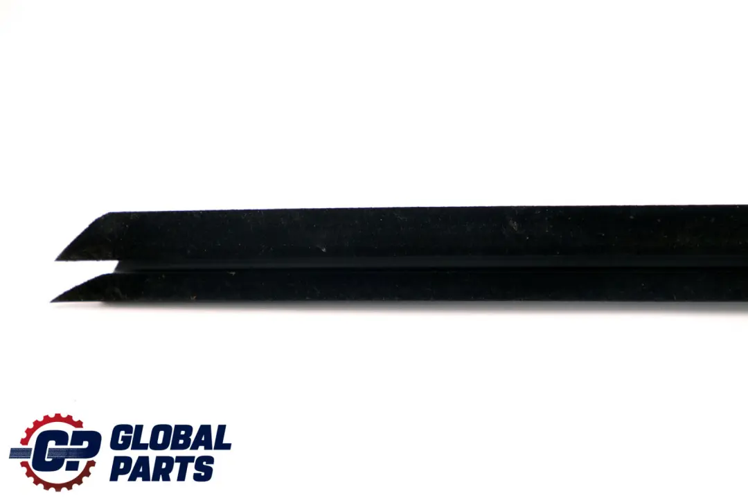 BMW 1 Series e87 FRONT DOOR INNER LEFT WINDOW CHANNEL COVER N/S - SKU 7066603 - Part number 51337066603