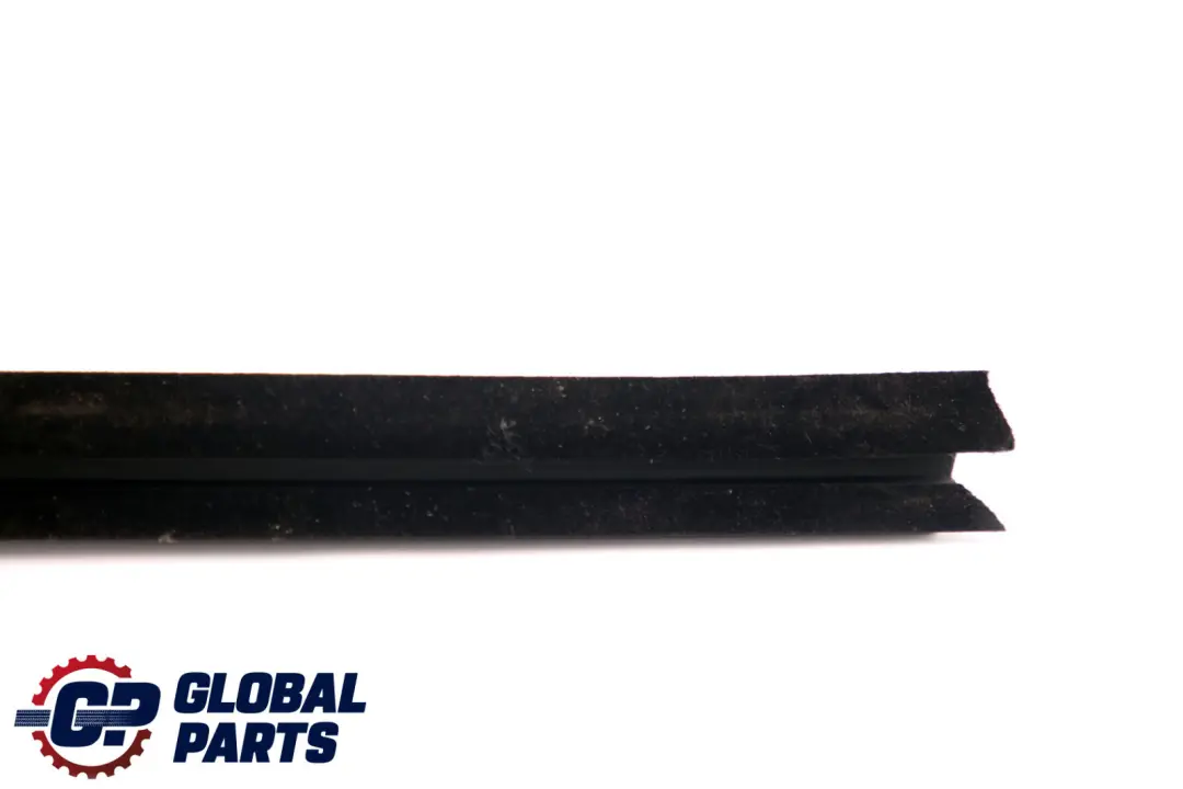 Cubierta Canal Ventana Interior Delantera Izquierda para BMW E87 con número de pieza 51337066603 BMW E87 Cubierta Canal Ventana Interior Delantera Izquierda - SKU 7066603 - Número de pieza 51337066603