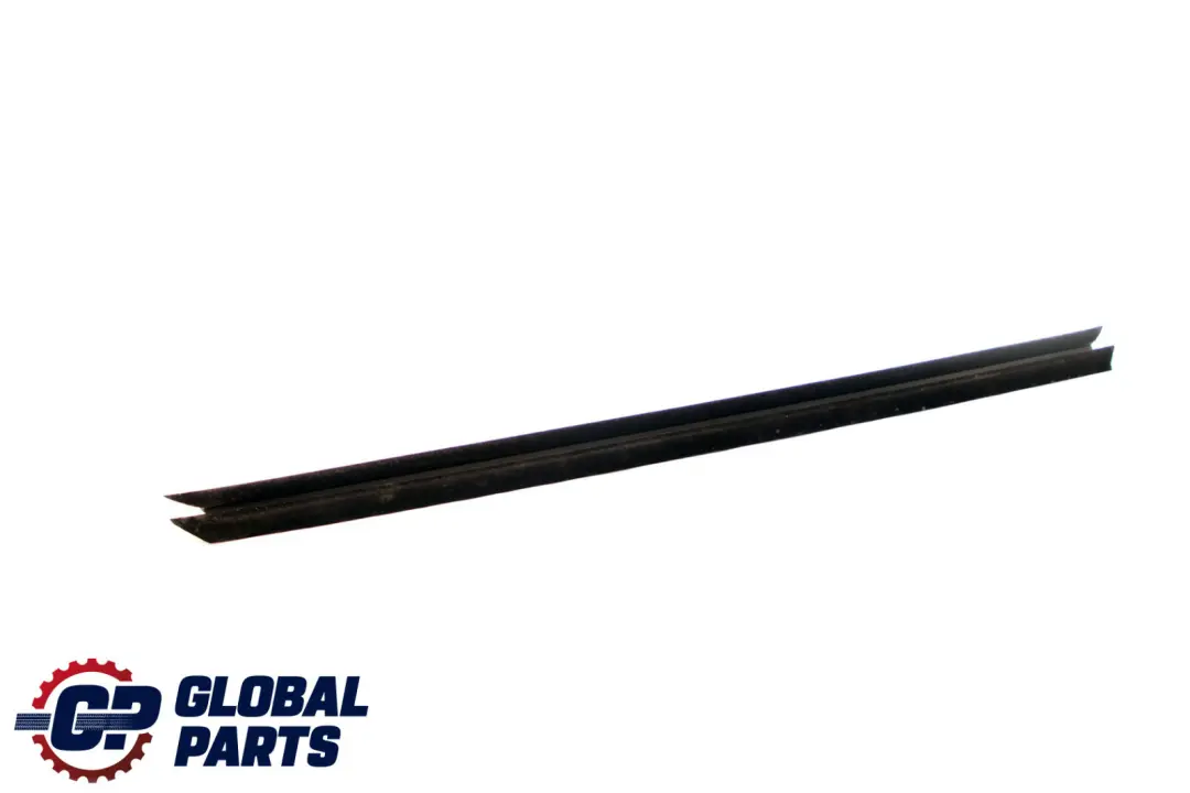 BMW E87 Porta Anteriore Interna Destra Copertura Canale Finestra - SKU 7066604 - Numero di parte 7066604