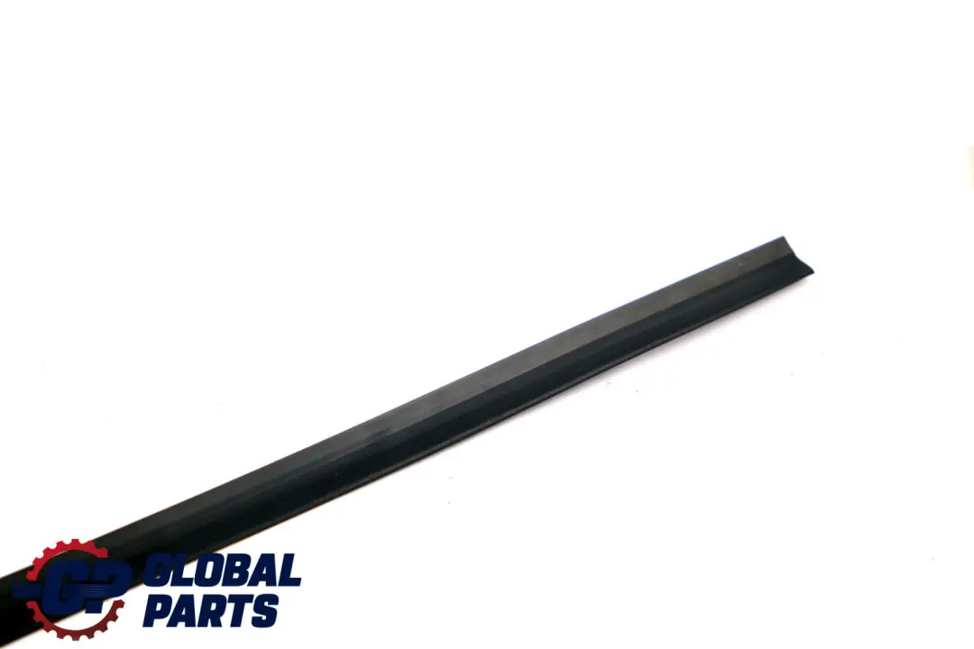 Uszczelka Listwa Drzwi Przednich Przód do BMW E87 o numerze 7066605 BMW E87 Uszczelka Listwa Drzwi Przednich Przód - SKU 7066605 - Numer Części 7066605