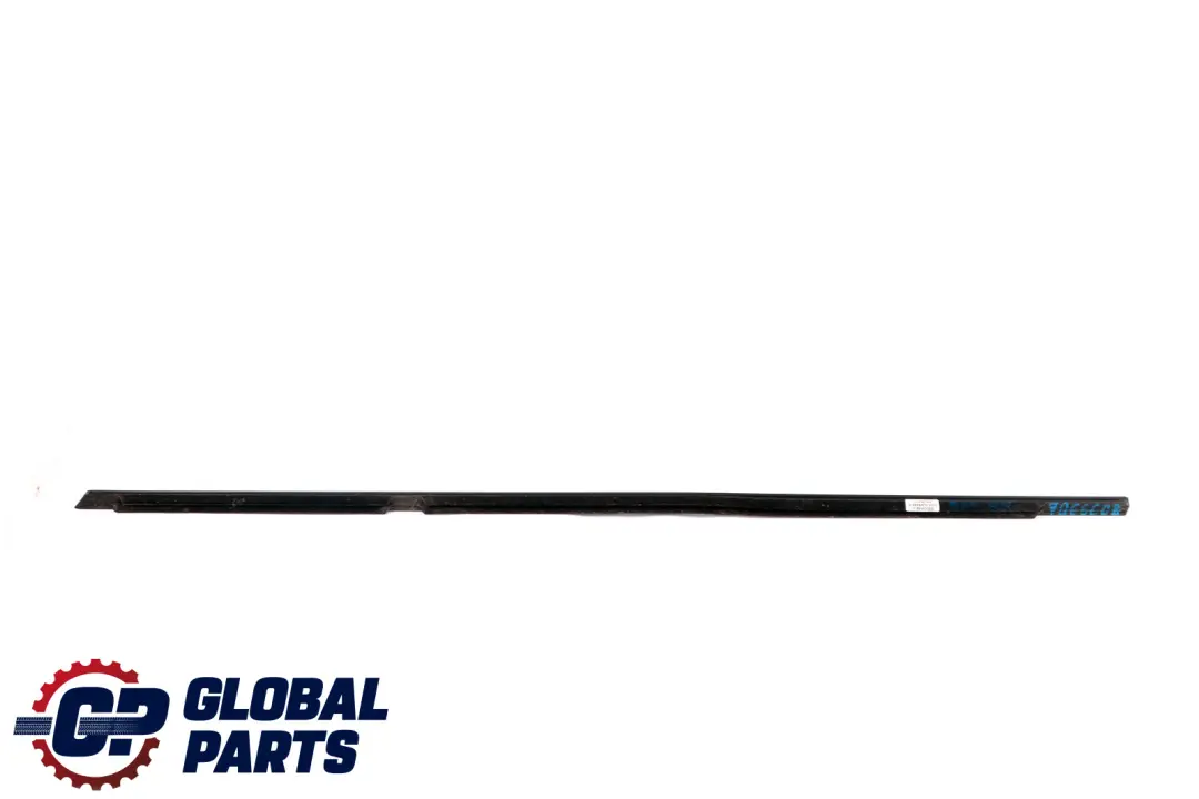 Listwa Zgarniająca Tylna Prawa Tył Prawy do BMW E87 LCI o numerze 7066608 BMW E87 LCI Listwa Zgarniająca Tylna Prawa Tył Prawy - SKU 7066608 - Numer Części 7066608