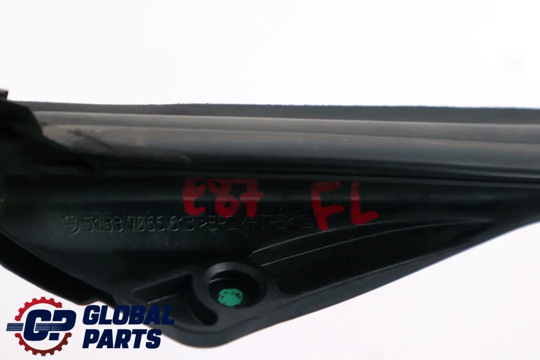Window Guide Left Front Door Seal N/S to BMW 1 Series E87 with Part number 7066613 BMW 1 Series E87 Window Guide Left Front Door Seal N/S - SKU 7066613 - Part number 7066613
