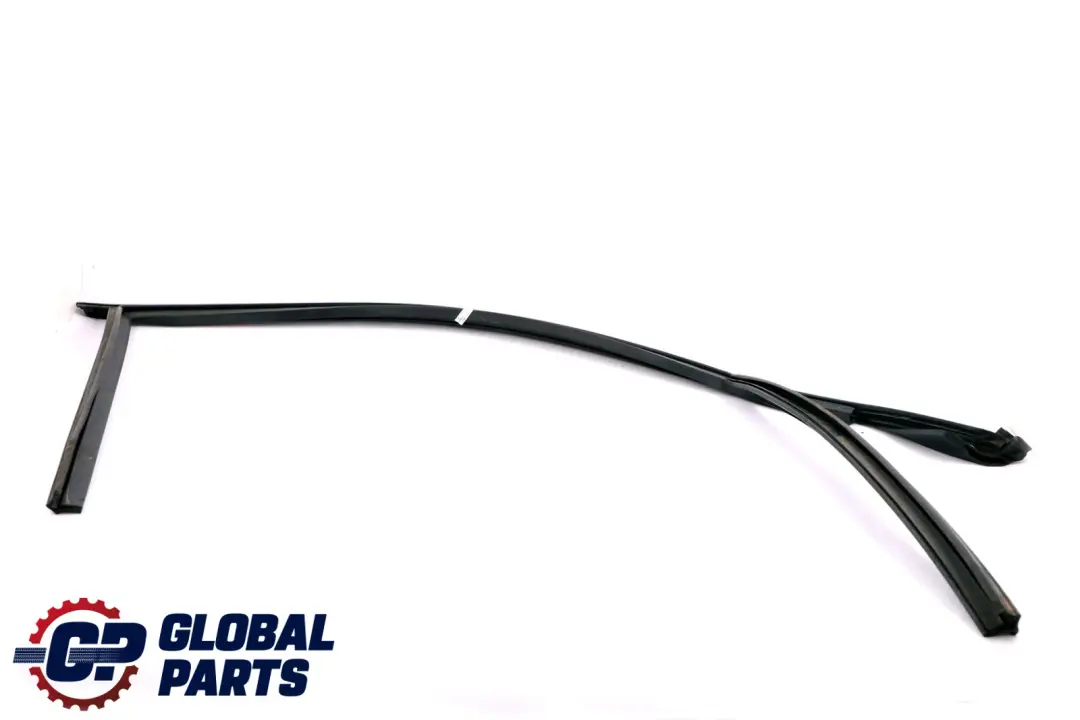 BMW 1 Series E87 Window Guide Right Front Door Seal O/S - SKU 7066614 - Part number 7066614