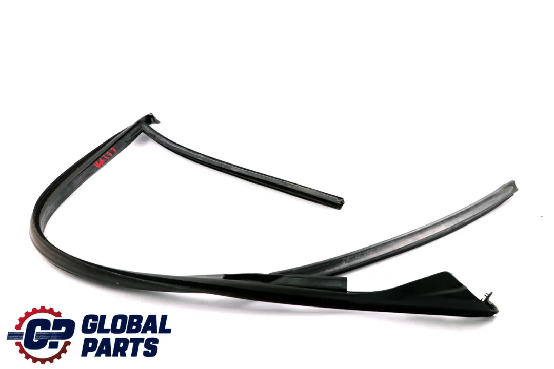 BMW 1 Series E87 Window Guide Right Front Door Seal O/S - SKU 7066614 - Part number 7066614