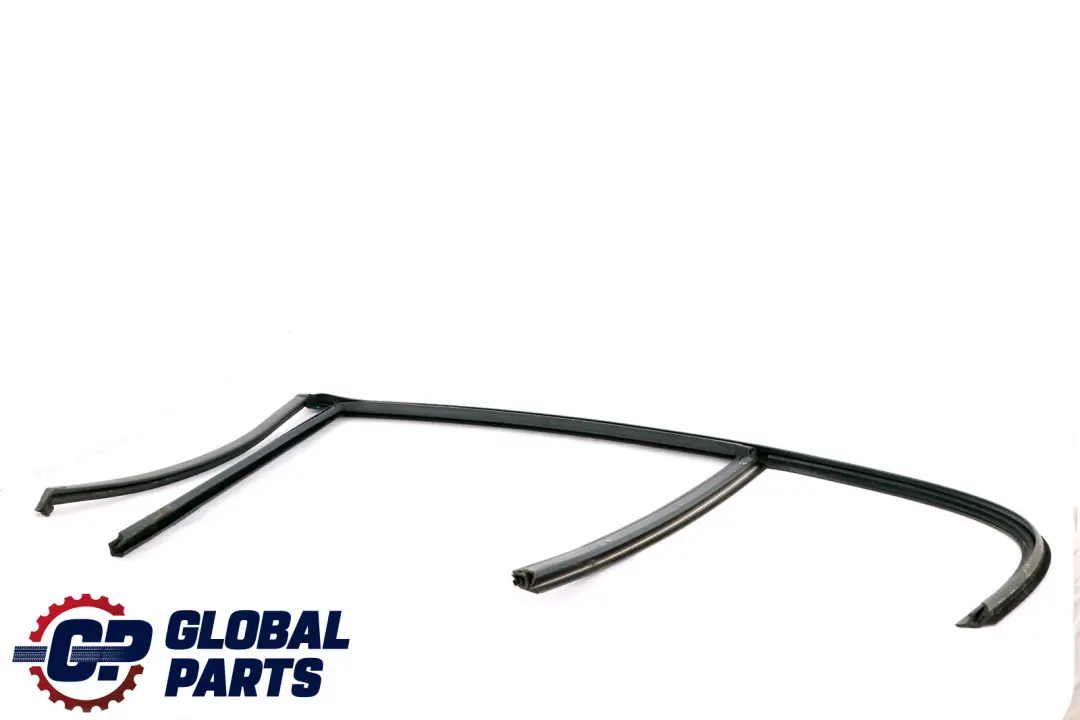 Window Guide Seal Right Rear Door O/S Frame Gasket Rubber to BMW E87 with Part number 7066616 BMW E87 Window Guide Seal Right Rear Door O/S Frame Gasket Rubber - SKU 7066616 - Part number 7066616