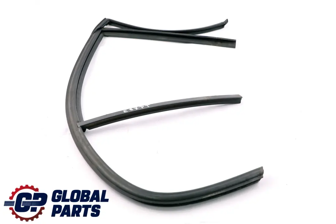 Ventana Guía Sello Puerta Trasera Derecha Marco Junta Caucho para BMW E87 con número de pieza 7066616 BMW E87 Ventana Guía Sello Puerta Trasera Derecha Marco Junta Caucho - SKU 7066616 - Número de pieza 7066616