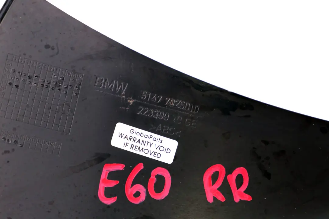 Listwa Osłona Progu Prawy Tył do BMW E60 E61 o numerze 7025010 BMW E60 E61 Listwa Osłona Progu Prawy Tył - SKU 7066630 - Numer Części 7025010
